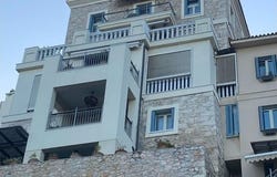 34 Akti Dilaveri, Pireas, Attica (region) 185 33