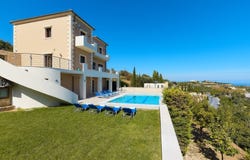 Finikia, Crete 71410