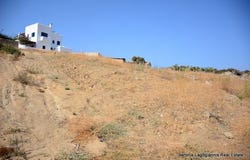 Glinado, Nísoi Aiyaíou 843 00