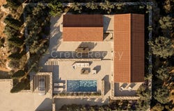 Agii Deka, Crete 70012