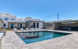 Naousa, South Aegean 84401