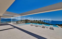 Finikounta, Peloponnese 24001