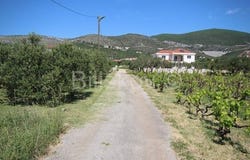 Trogir, Splitsko-dalmatinska 21220
