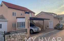 Hvar, Splitsko-dalmatinska 21450