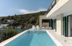Vinišće, Split-Dalmatia County 21222