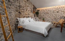 Bol, Splitsko-dalmatinska 21420