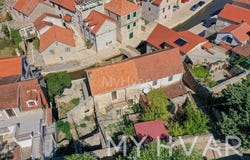 Stari grad, Splitsko-dalmatinska 21463
