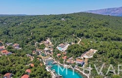 Stari grad, Splitsko-dalmatinska 21460
