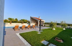 Nin, Zadar County 23235