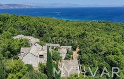 Stari grad, Splitsko-dalmatinska 21460