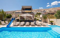 Pag, Zadar County 23250