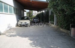 Kastel Luksic, Splitsko-dalmatinska 21213