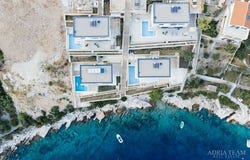 Vinišće, Splitsko-dalmatinska 21222