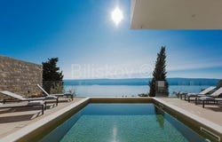 Omiš, Splitsko-dalmatinska 21317