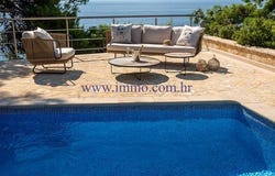 Bol, Split-Dalmatia County 21420