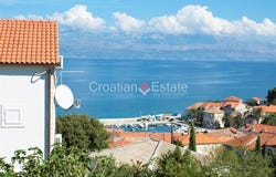 Sutivan, Splitsko-dalmatinska županija