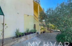 Stari grad, Splitsko-dalmatinska 21460