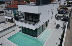 Vrsi, Zadarsko-kninska 23235