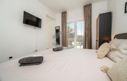 Pag, Zadar County 23250