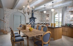 Vrsar, Istria County 52450