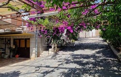 Okrug Gornji, Splitsko-dalmatinska