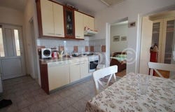 Supetar, Splitsko-dalmatinska 21400