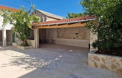 Sutomišćica, Zadarsko-kninska 23273