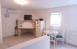 Hvar, Splitsko-dalmatinska 21450