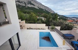 Veliko Brdo, Split-Dalmatia County 21300