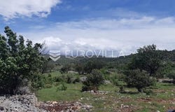 Supetar, Splitsko-dalmatinska