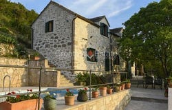 Postira, Splitsko-dalmatinska županija 21410