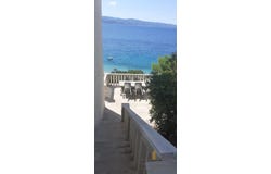 Omiš, Split-Dalmatia County 21310