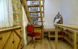 Omis, Splitsko-dalmatinska