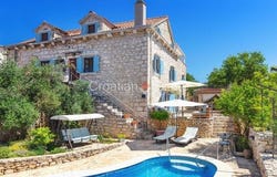 Milna, Split-Dalmatia County
