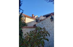 Supetar, Splitsko-dalmatinska 21410