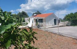 Supetar, Splitsko-dalmatinska