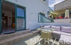 Hvar, Splitsko-dalmatinska 21450