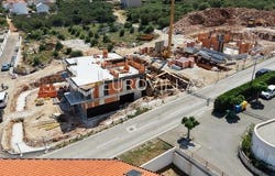 Supetar, Splitsko-dalmatinska