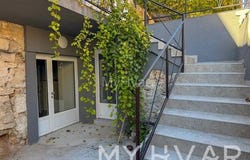 Stari grad, Splitsko-dalmatinska 21465