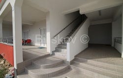 Kastel Luksic, Splitsko-dalmatinska 21216