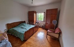 Kastel Luksic, Splitsko-dalmatinska 21216
