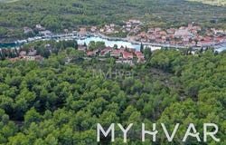 Stari grad, Splitsko-dalmatinska 21463