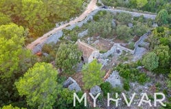 Stari grad, Splitsko-dalmatinska 21460