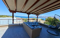Supetar, Split-Dalmatia County 21410