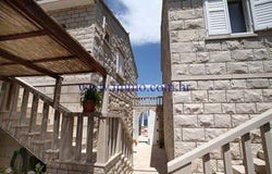 Brač, Splitsko-dalmatinska 21400