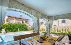 Svetvinčenat, Istria County 52342