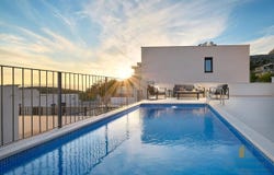 Veliko Brdo, Split-Dalmatia County 21300