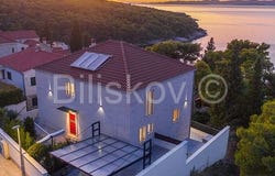 Brac, Splitsko-dalmatinska 21410