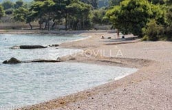 Supetar, Splitsko-dalmatinska