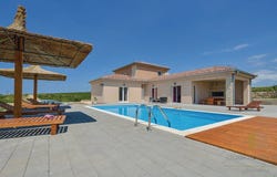 Debeljak, Zadar County 23206